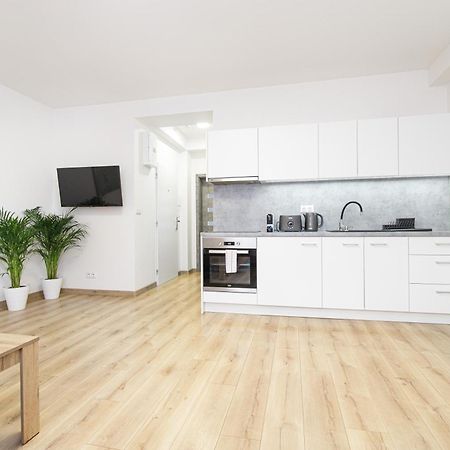 Apartment Hotel Stud Mb Ostrava Luaran gambar