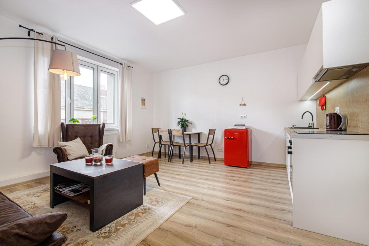 Apartment Hotel Stud Mb Ostrava Luaran gambar