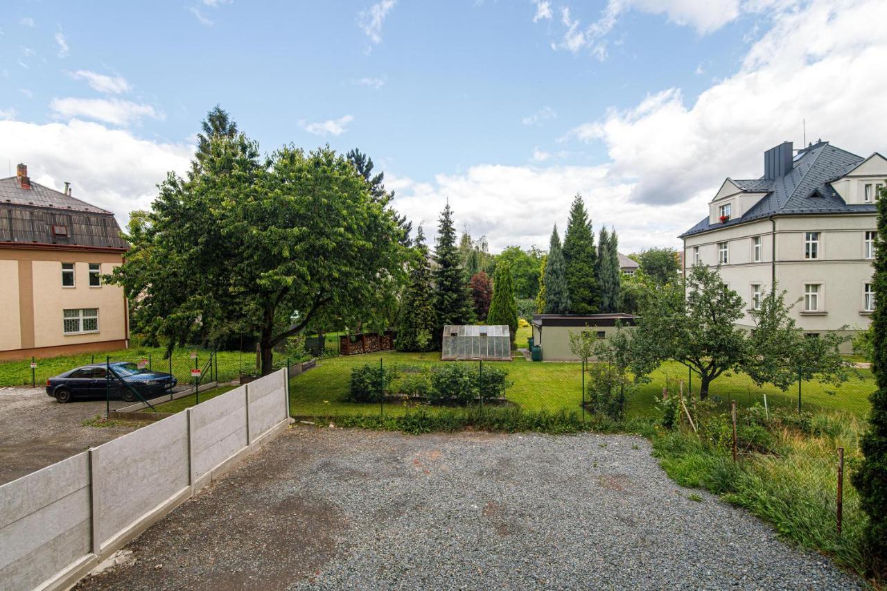Apartment Hotel Stud Mb Ostrava Luaran gambar