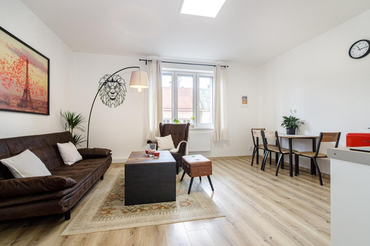 Apartment Hotel Stud Mb Ostrava Luaran gambar