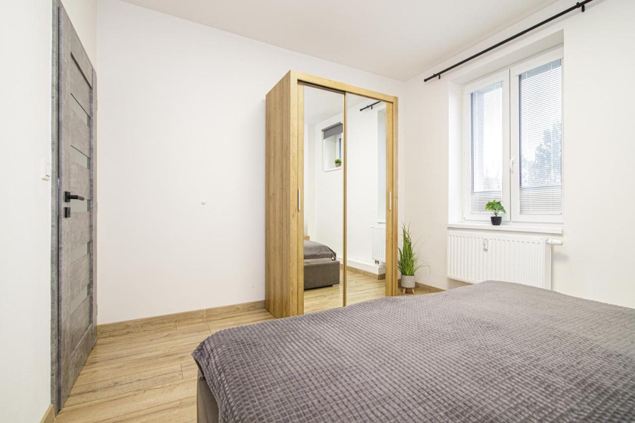 Apartment Hotel Stud Mb Ostrava Luaran gambar