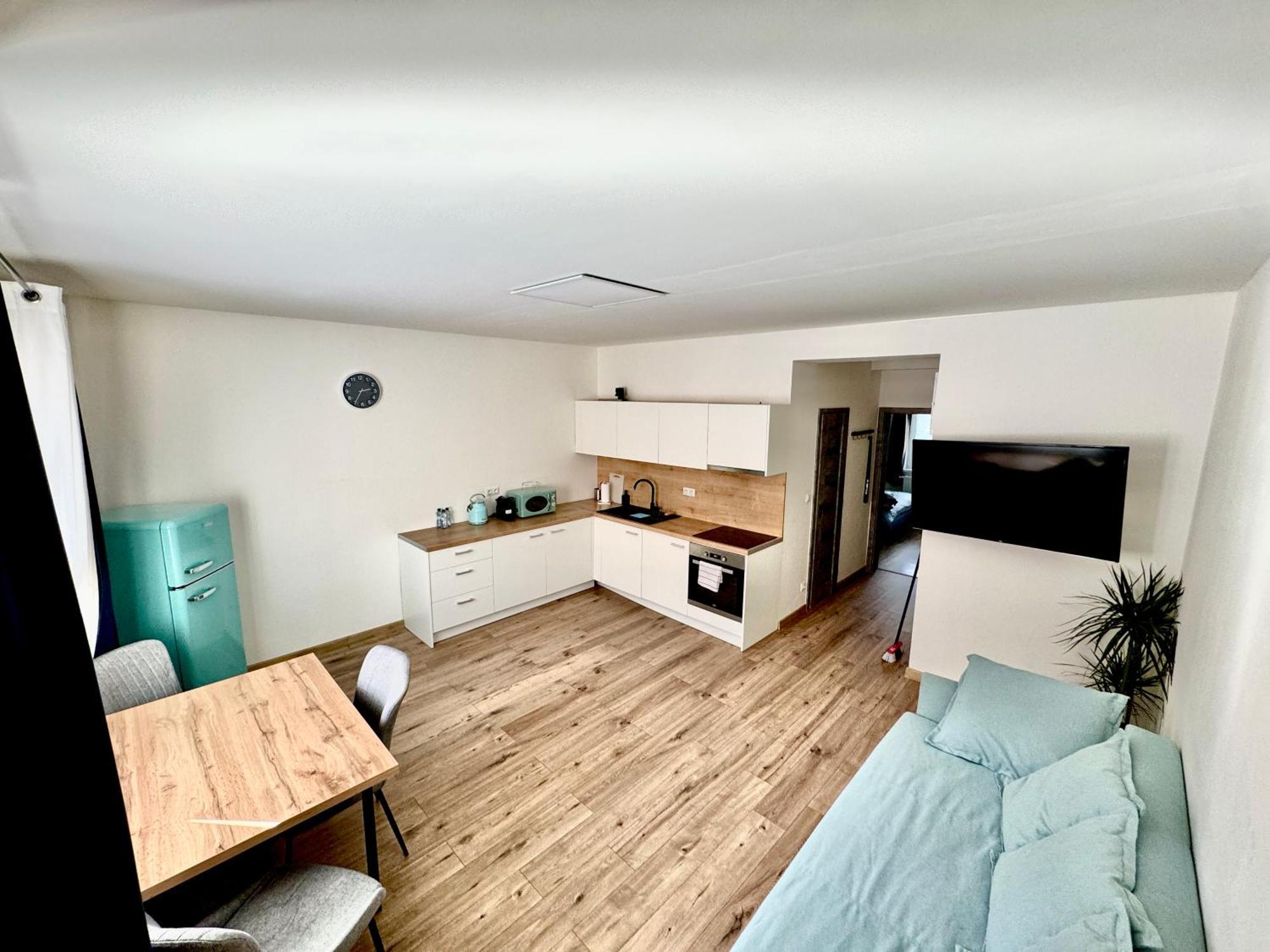 Apartment Hotel Stud Mb Ostrava Luaran gambar